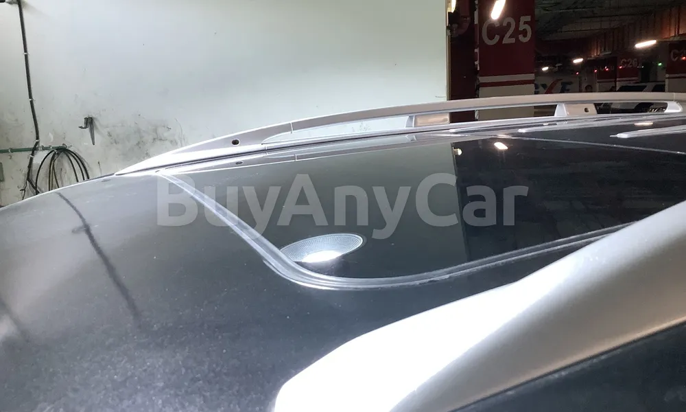 Vehicle photo 5