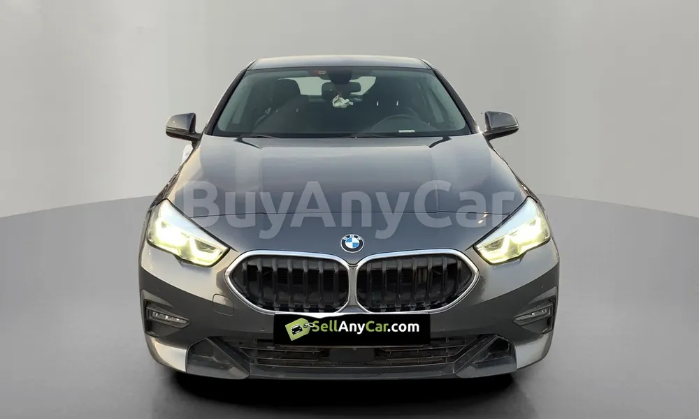 Vehicle photo 1