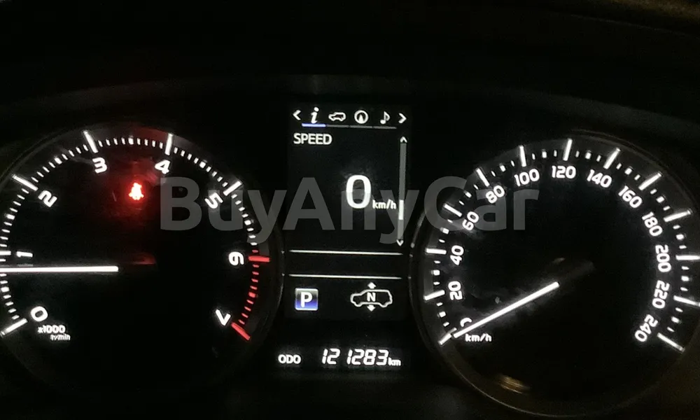 Vehicle photo 6