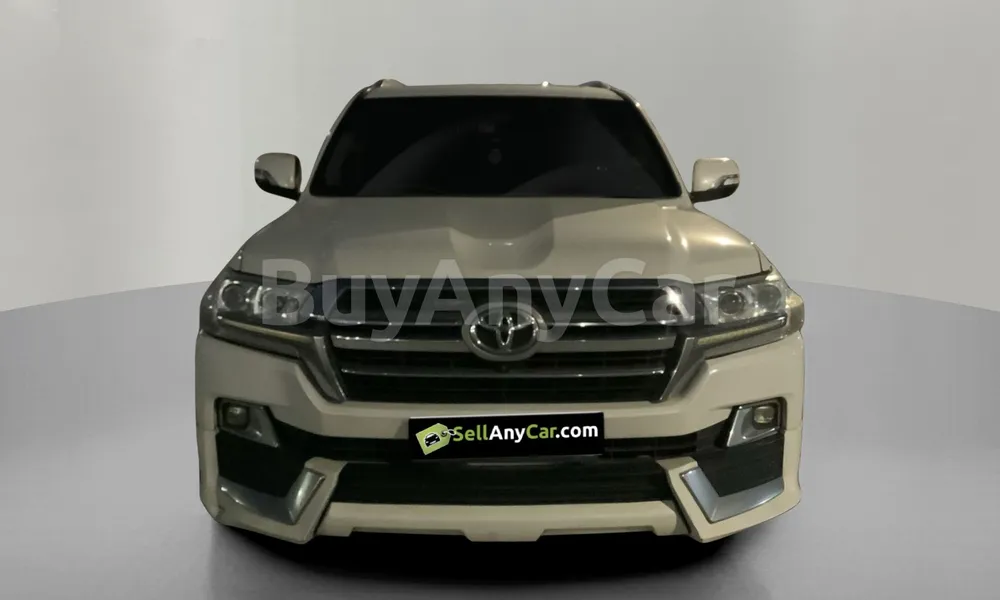 Vehicle photo 1