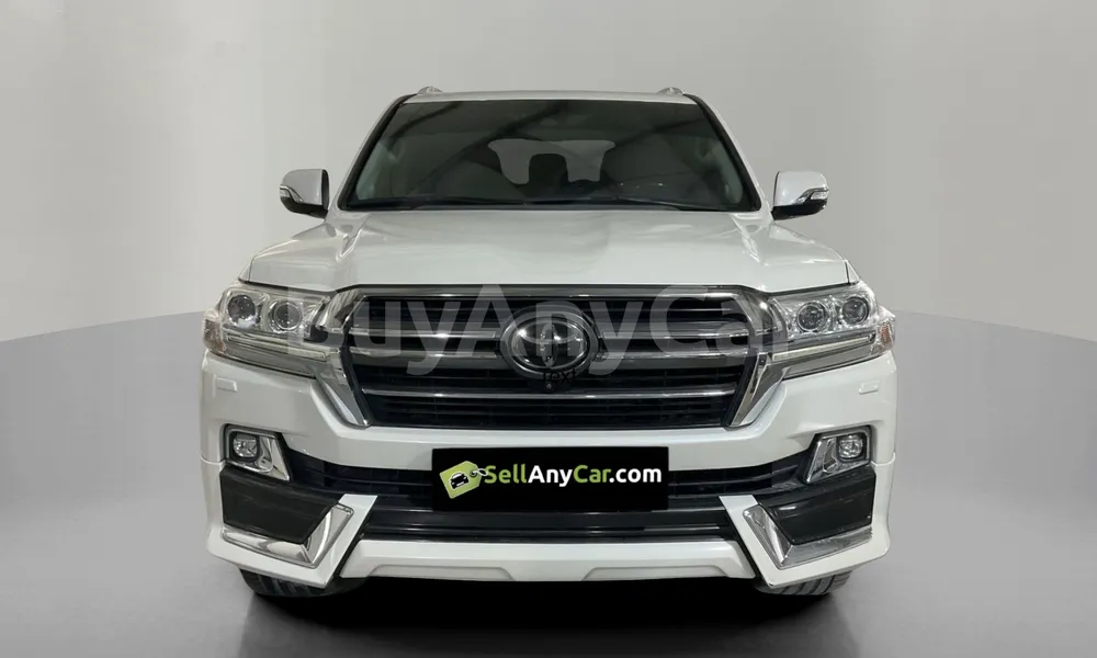Vehicle photo 1
