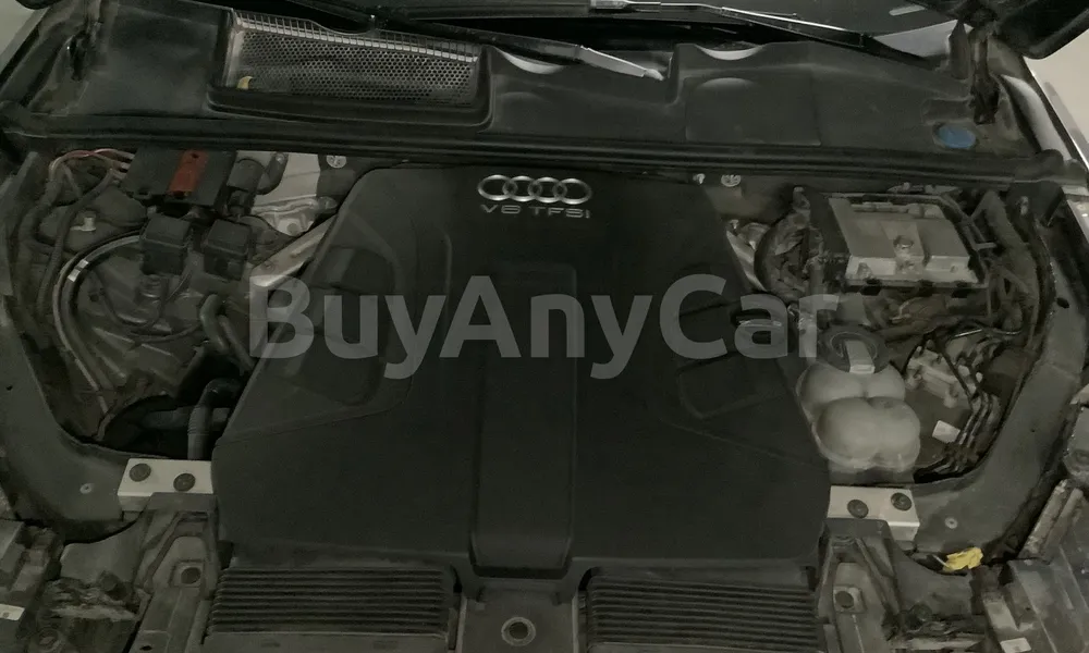 Vehicle photo 5
