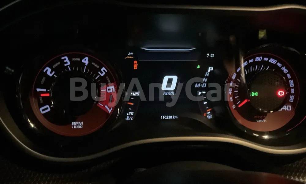 Vehicle photo 7