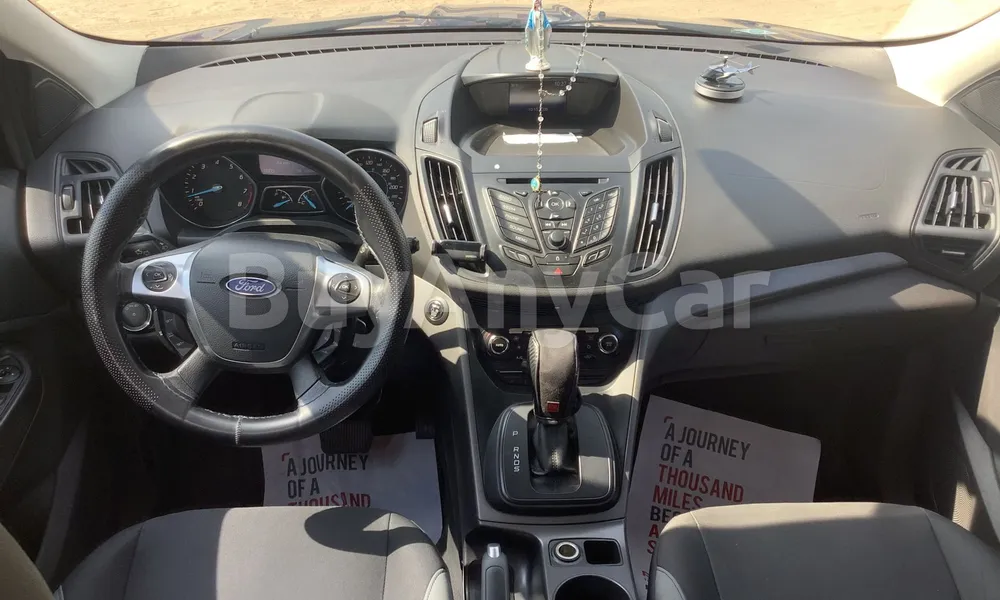 Vehicle photo 9