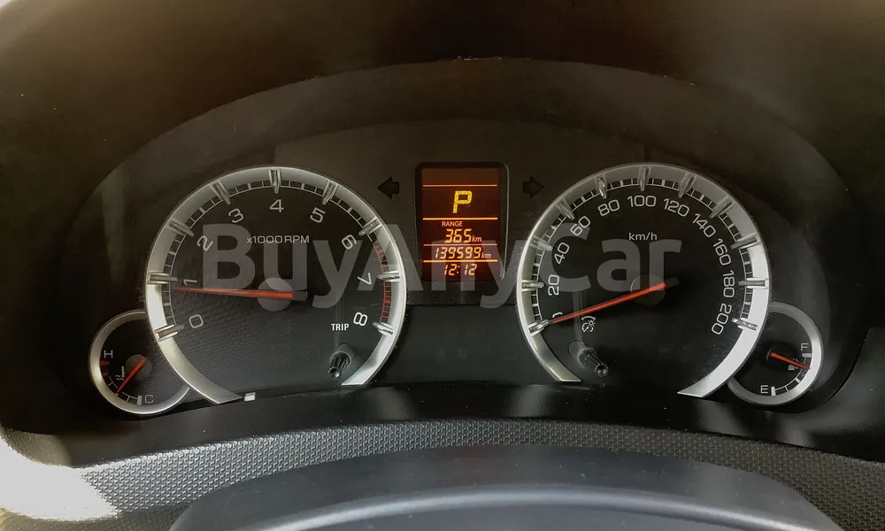 Vehicle photo 7