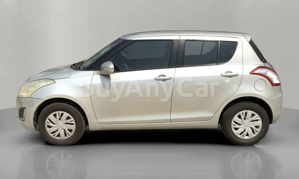 Vehicle photo 4