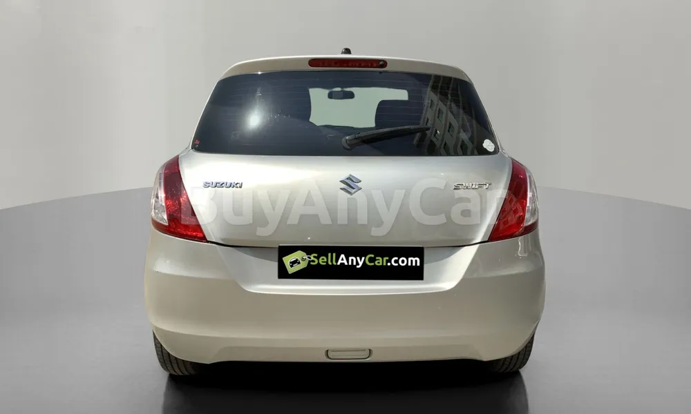 Vehicle photo 2
