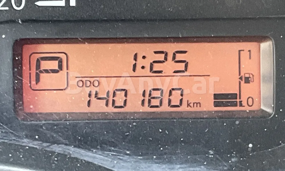 Vehicle photo 6