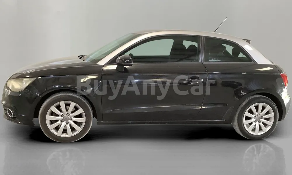 Vehicle photo 4