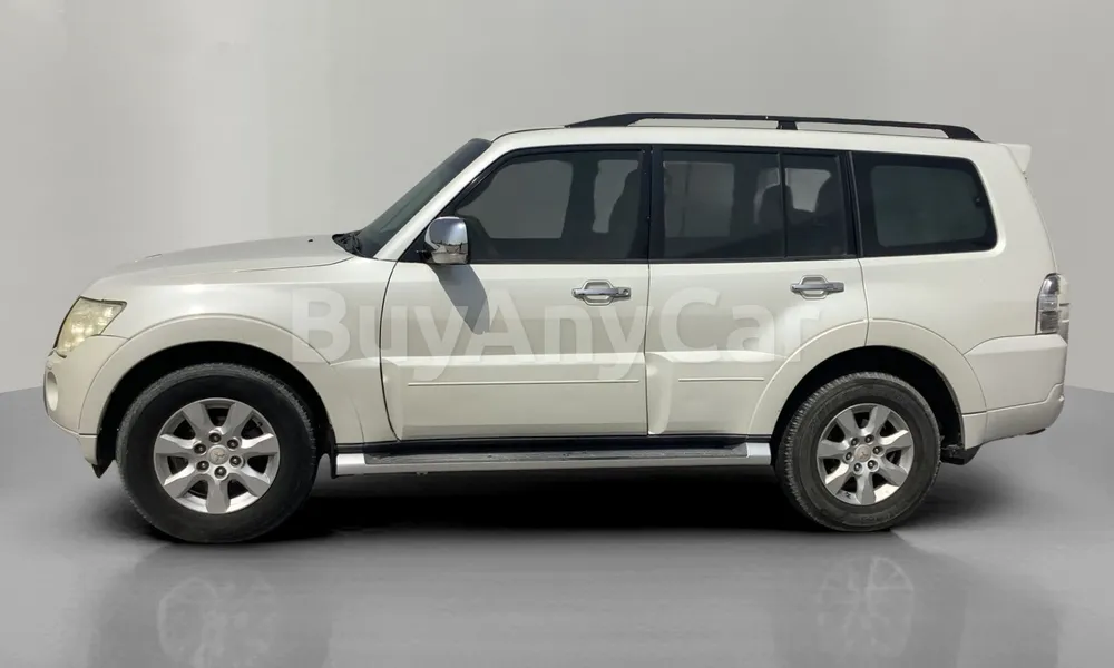 Vehicle photo 4