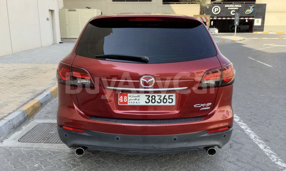 Vehicle photo 2