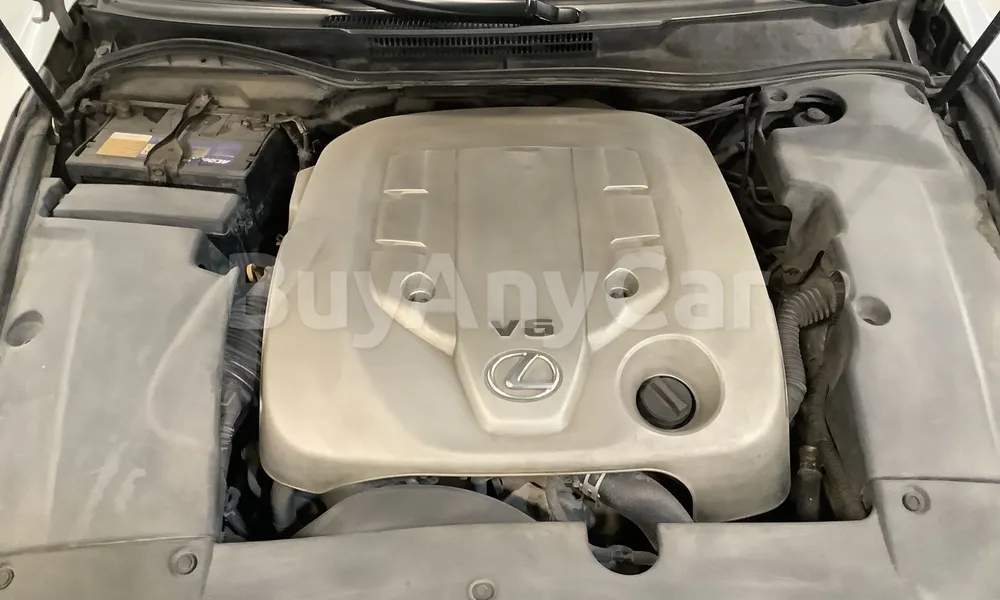 Vehicle photo 5