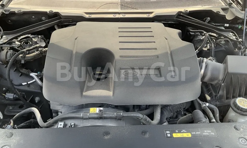 Vehicle photo 6