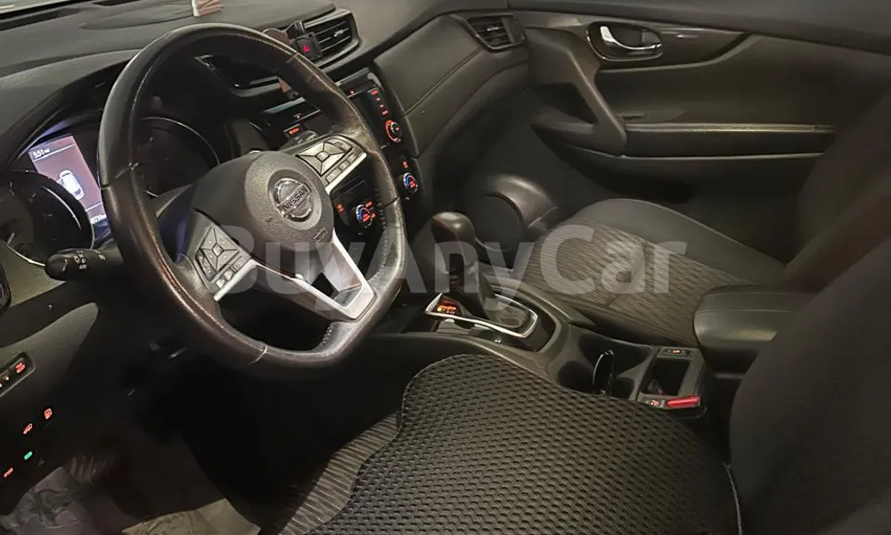 Vehicle photo 3