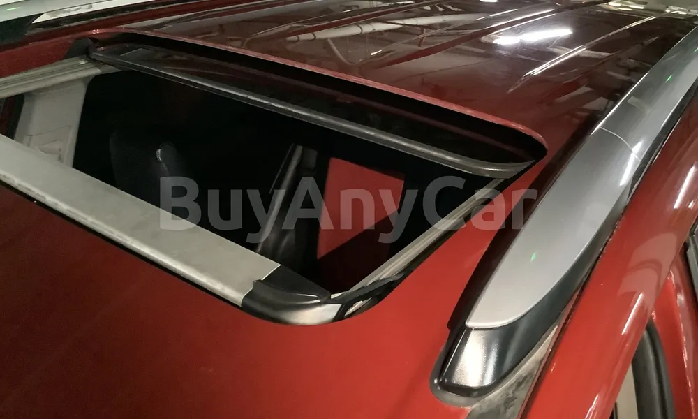 Vehicle photo 5