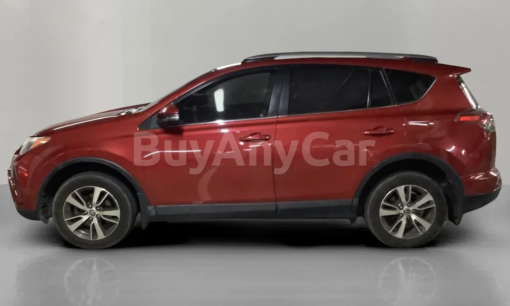Vehicle photo 4