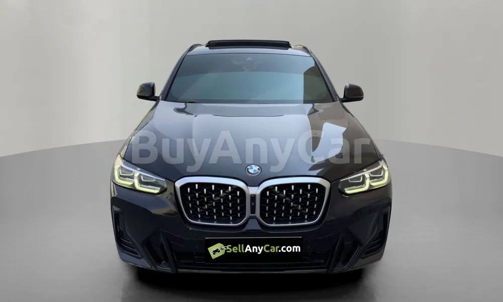 Vehicle photo 1