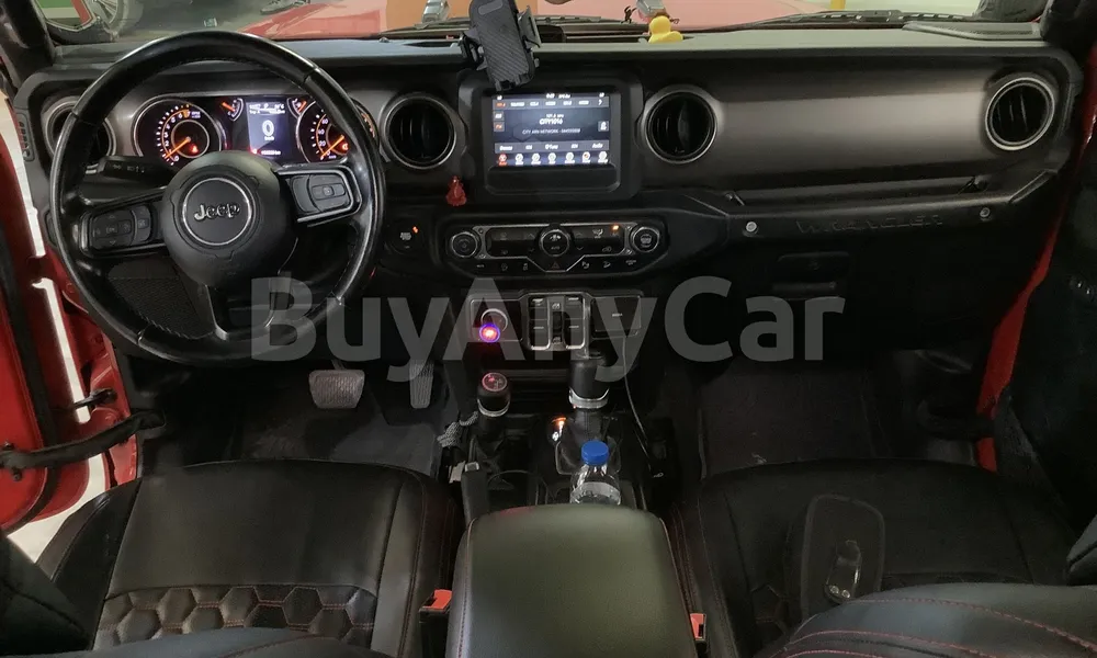 Vehicle photo 9