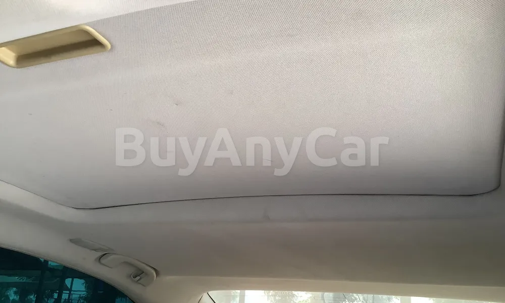 Vehicle photo 9