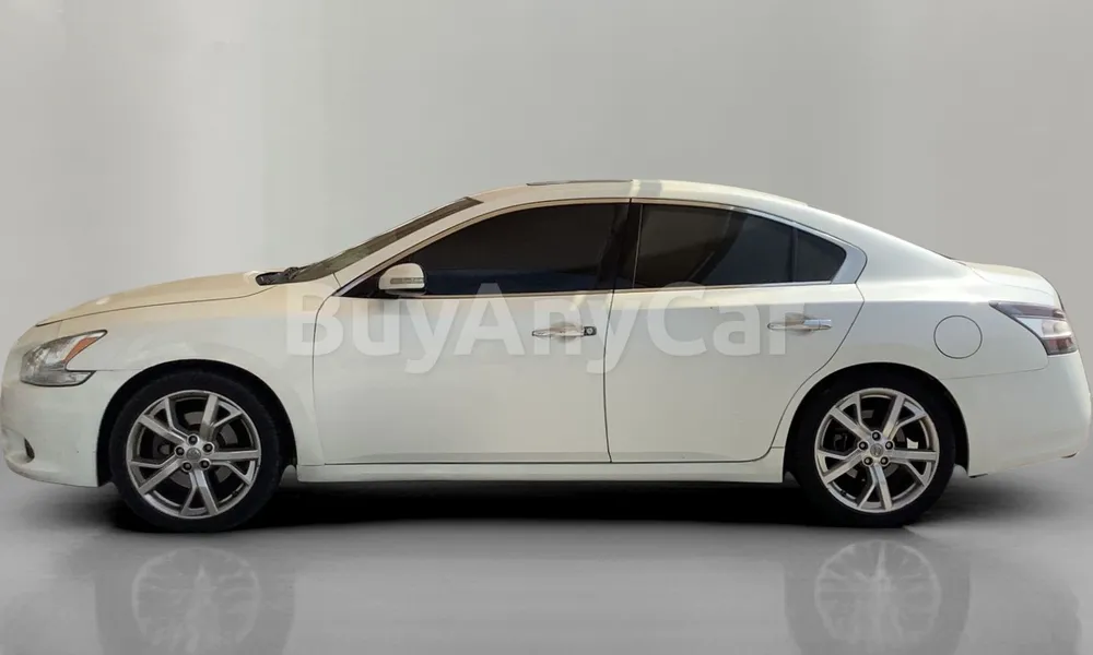 Vehicle photo 4