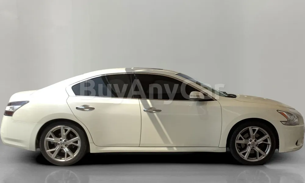 Vehicle photo 3