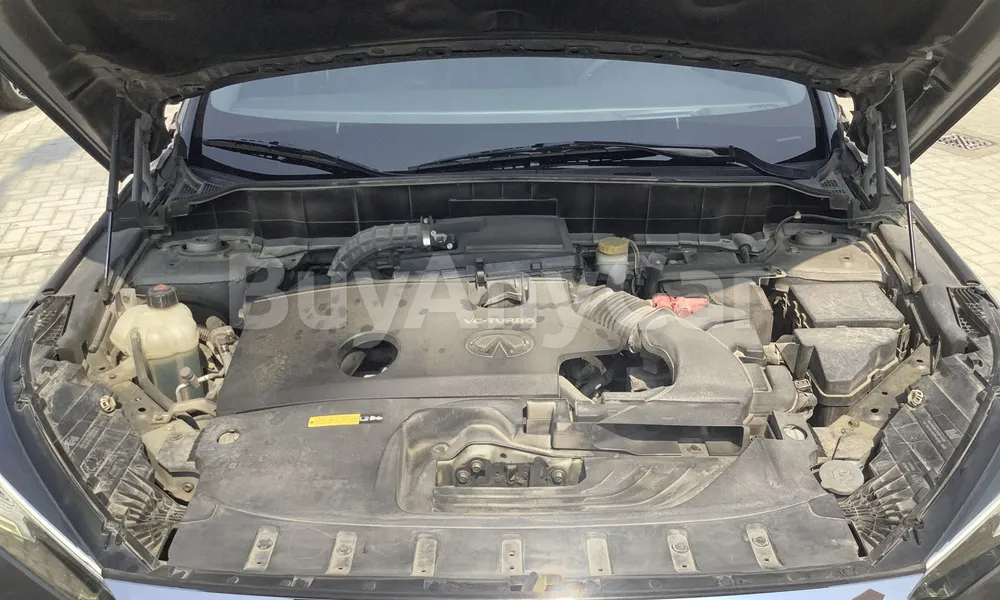 Vehicle photo 5