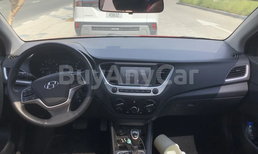 Vehicle photo 8