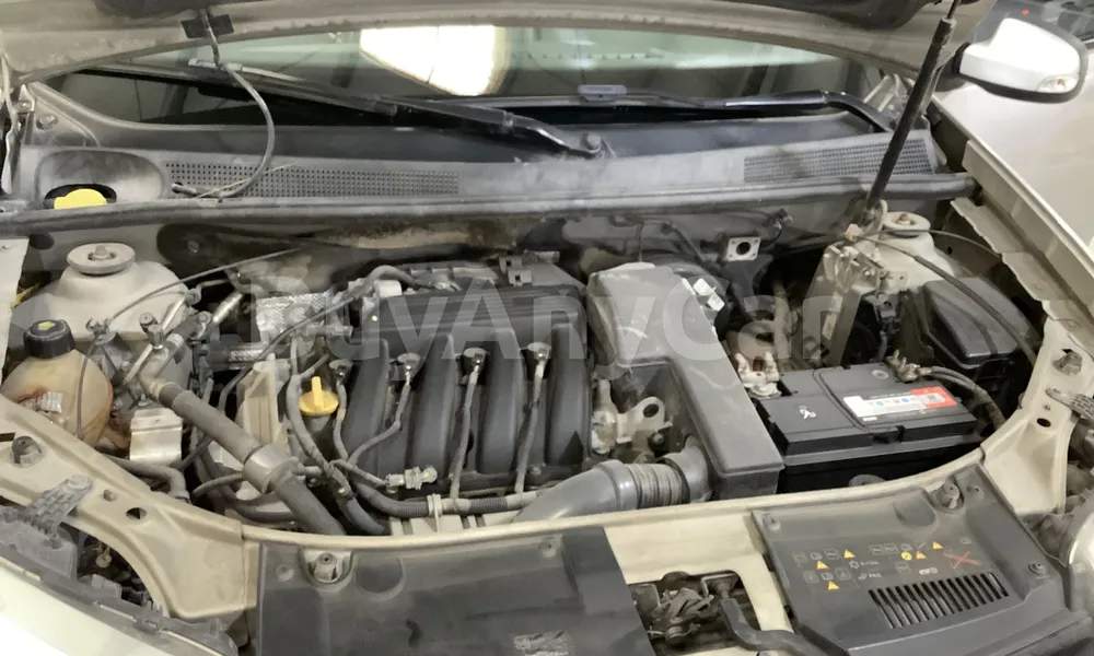 Vehicle photo 7