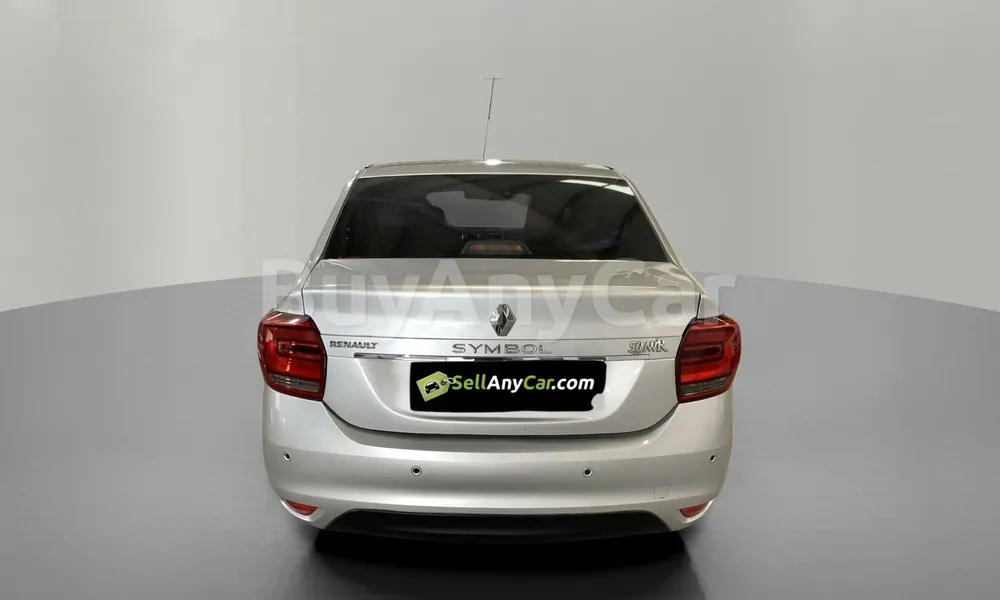 Vehicle photo 2