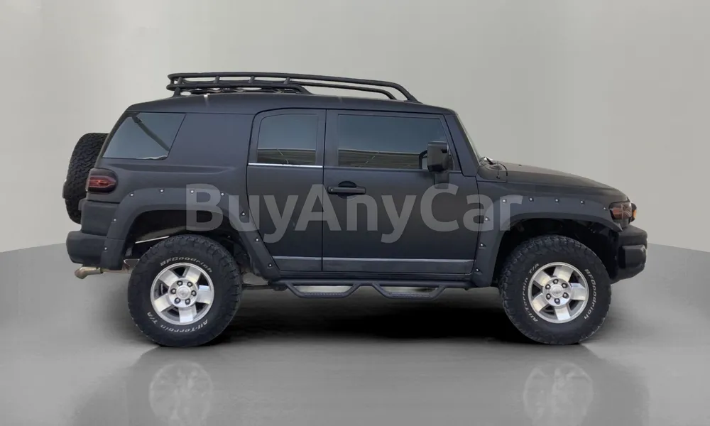 Vehicle photo 3