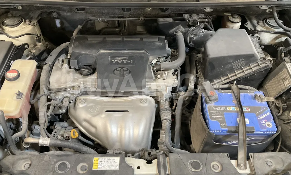 Vehicle photo 6