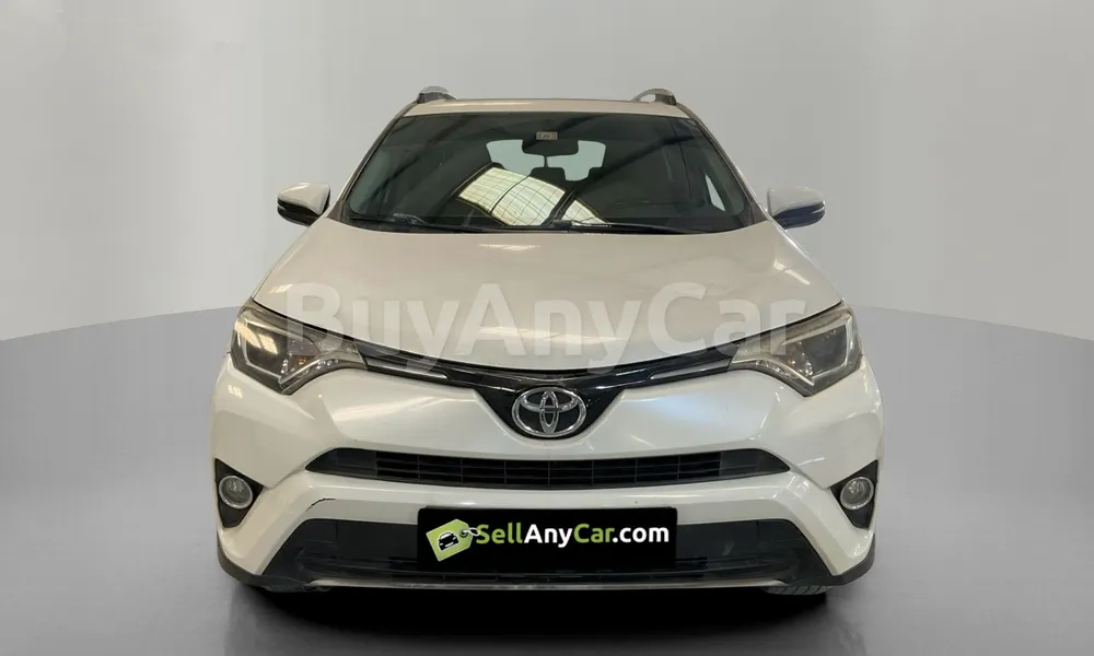 Vehicle photo 1