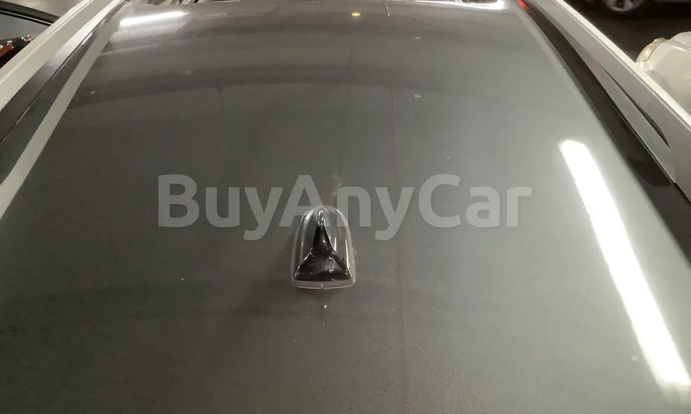 Vehicle photo 5
