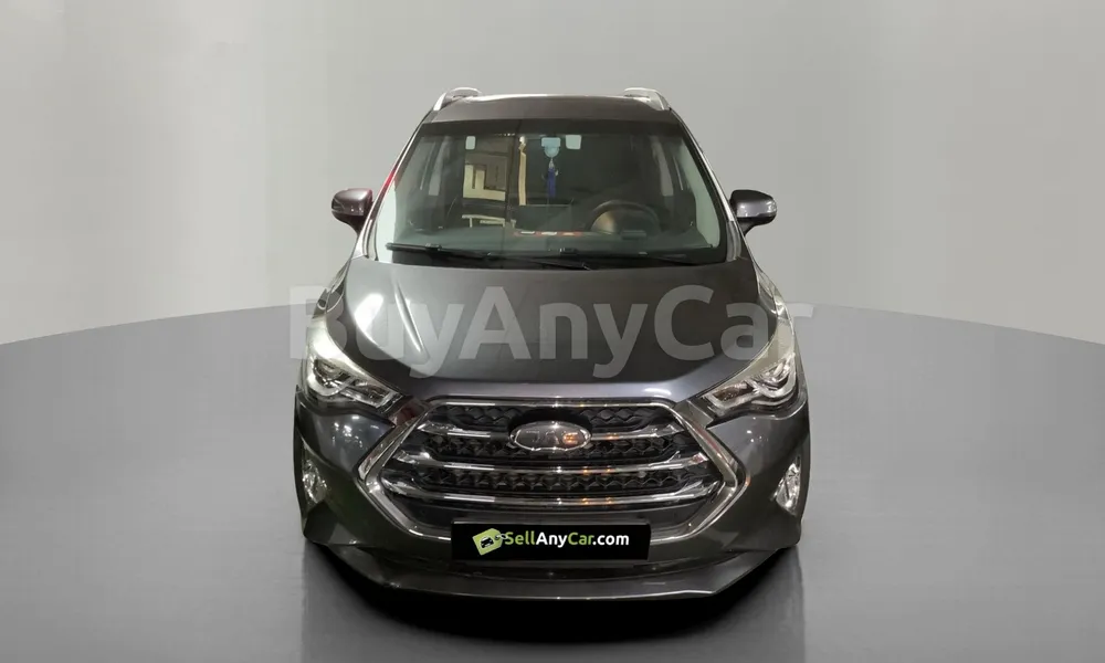 Vehicle photo 1