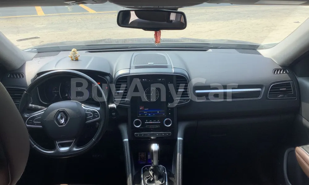 Vehicle photo 8