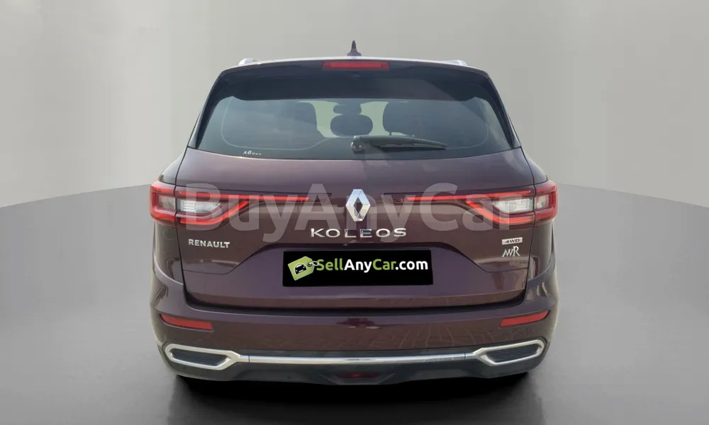 Vehicle photo 2