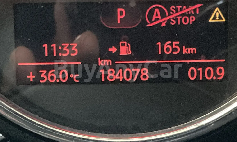 Vehicle photo 7