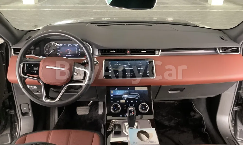 Vehicle photo 8