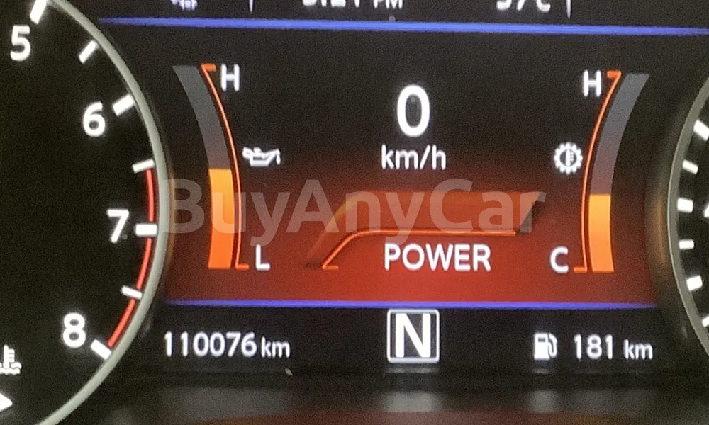 Vehicle photo 7