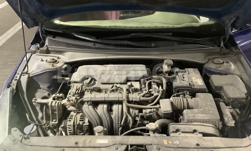 Vehicle photo 6