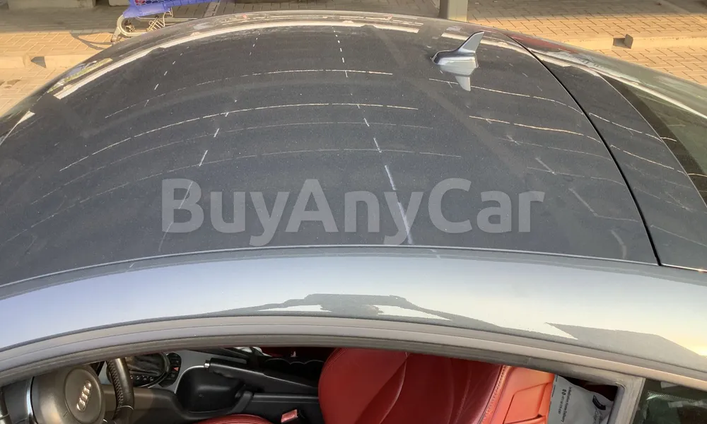 Vehicle photo 6