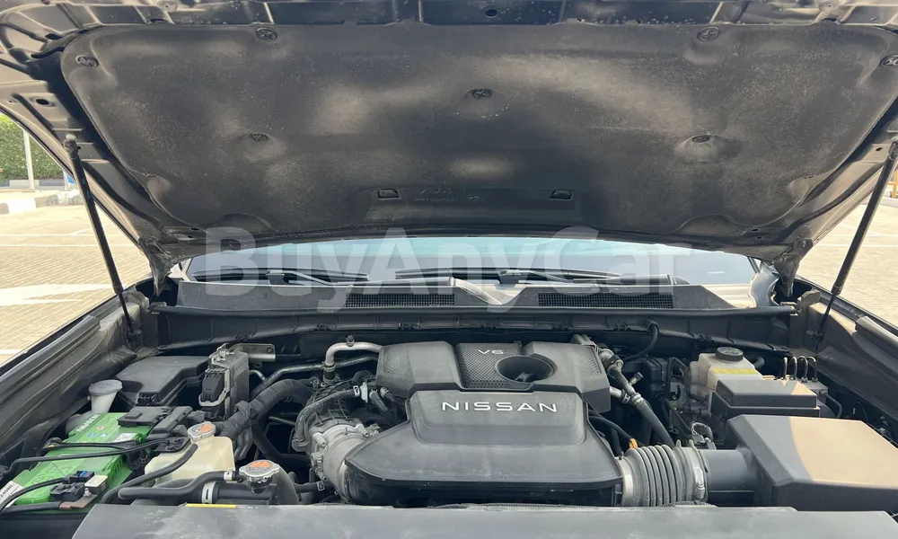 Vehicle photo 7