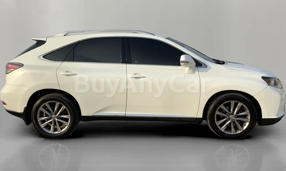 Vehicle photo 3