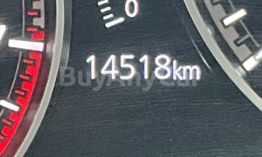 Vehicle photo 7