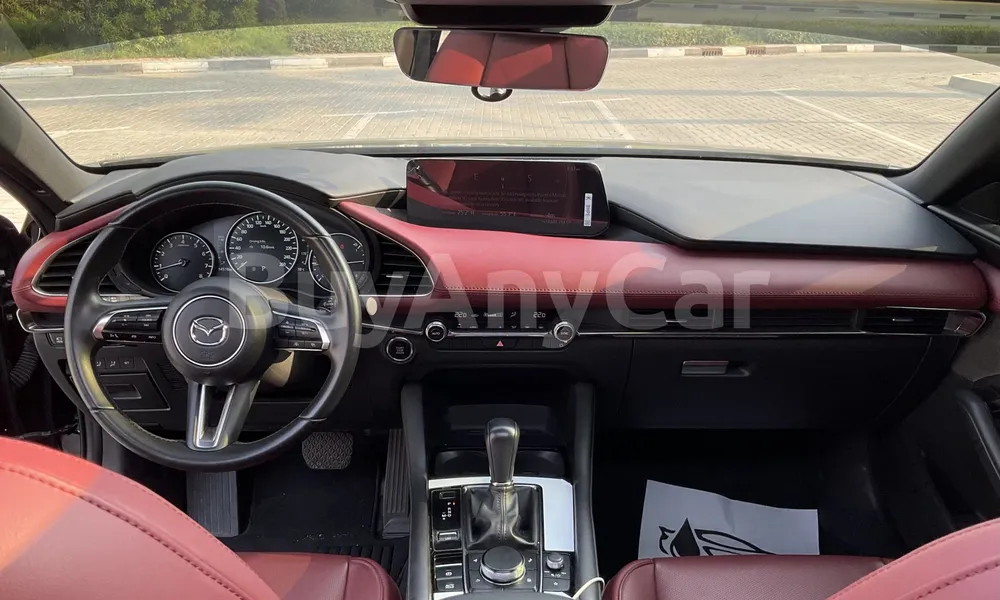 Vehicle photo 8