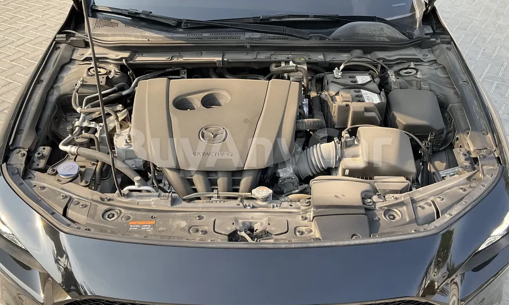 Vehicle photo 6