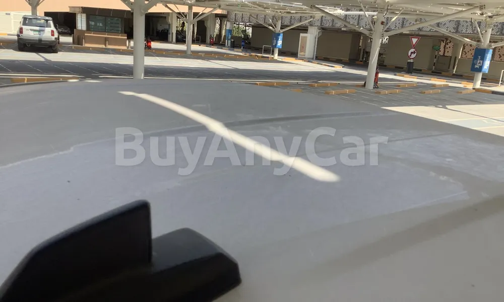 Vehicle photo 5