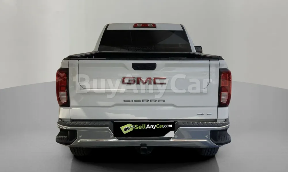 Vehicle photo 2