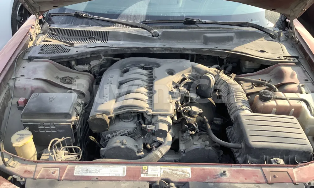 Vehicle photo 6