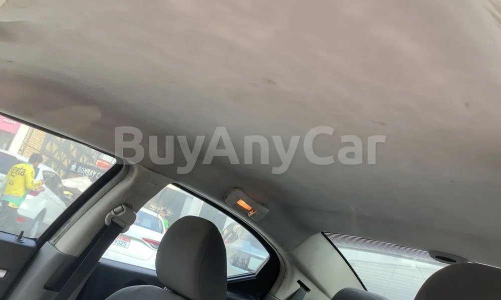 Vehicle photo 9